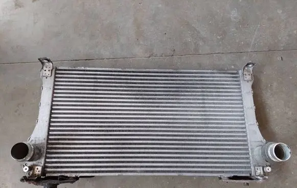 Toyota Auris 150 Intercooler radiator JD1271002542