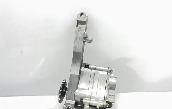 Mercedes-Benz ML W164 Oil pump A6421810547