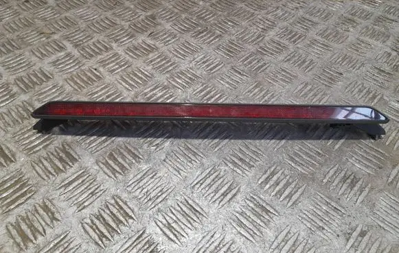Volkswagen PASSAT B5.5 Third/center stoplight 1j6945097d