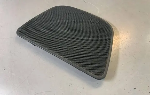 Side speaker trim/cover