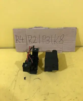 Opel Meriva B Relay mounting block RZ4R2P3K8