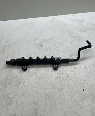 Toyota Avensis T250 Fuel main line pipe