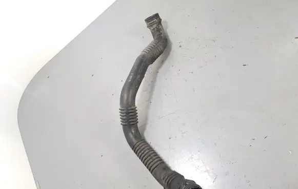 Mercedes-Benz A W169 Intercooler hose/pipe A169520