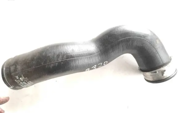 Mercedes-Benz R W251 Intercooler hose/pipe A2515280182 ZGS00300