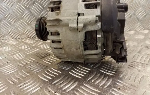 Volvo S60 Generator/alternator 113011190 30644799 FG18T125