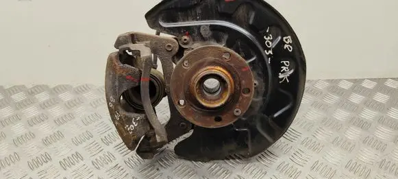 Volkswagen PASSAT B8 Front wheel hub 5Q0407257A