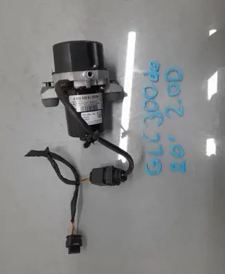 Mercedes-Benz GLC AMG Vacuum pump A0004306132