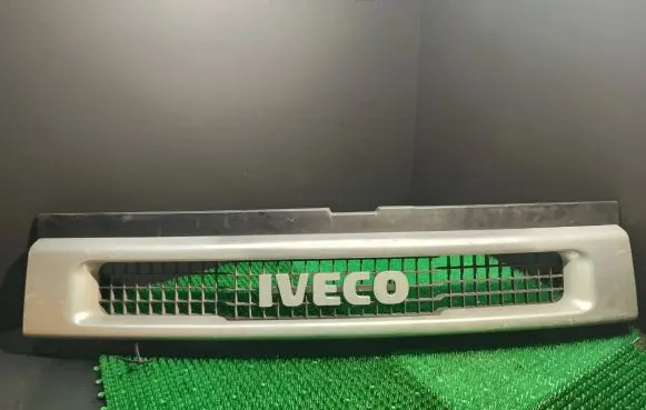 Iveco Daily 35 - 40.10 Front grill 211807