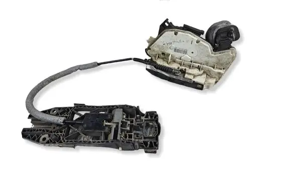 Volkswagen Golf VI Rear door lock 5K4839015H