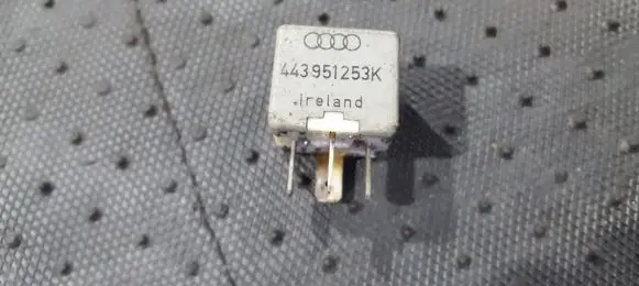 Audi A4 S4 B5 8D Other relay 443951253K 899512000