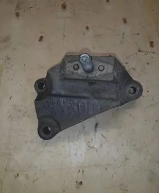 Ford Galaxy Engine mounting bracket AG917M125