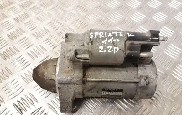 Mercedes-Benz Sprinter W906 Starter motor A0061514501 4280005510