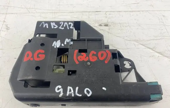 Mercedes-Benz E W212 Seat adjustment motor A2129700026