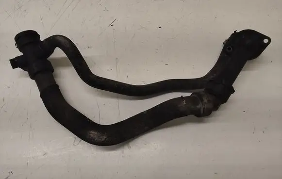 Audi A4 S4 B7 8E 8H Engine coolant pipe/hose 03G121121C