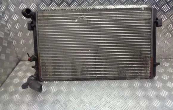 Seat Leon (1M) Radiator set 1J0121253A