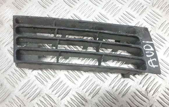 Audi A4 S4 B5 8D Front grill 02028900000