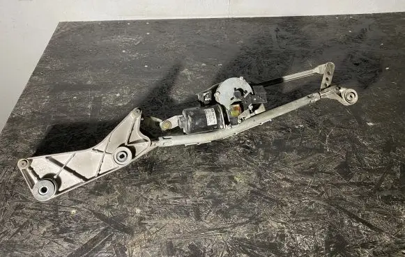 Mercedes-Benz GL X164 Front wiper linkage and motor A1648201742