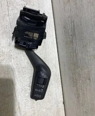 Ford Focus Wiper control stalk GN1517A553AB