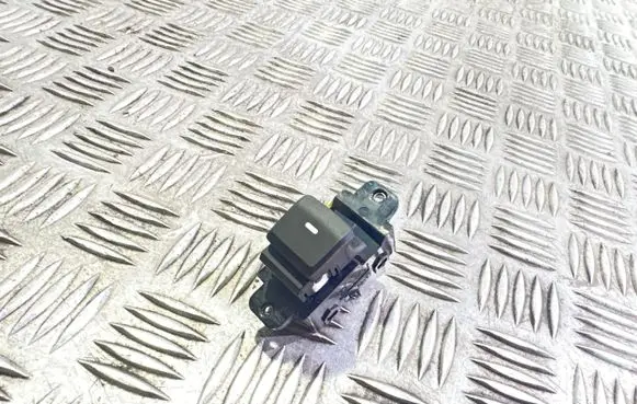 Hyundai i20 (GB IB) Electric window control switch 93580C7010