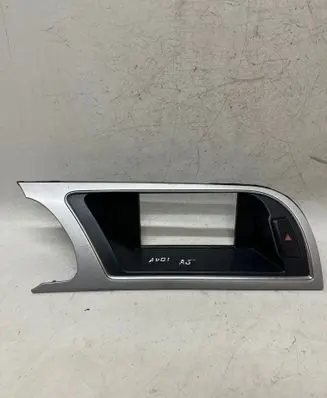 Audi A5 Sportback 8TA Radio/GPS head unit trim 8T1857186