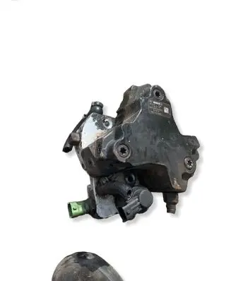 Volvo V70 Fuel injection high pressure pump 30756125 52266 0445010111