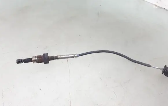 Mercedes-Benz B W245 Exhaust gas temperature sensor A0051539328