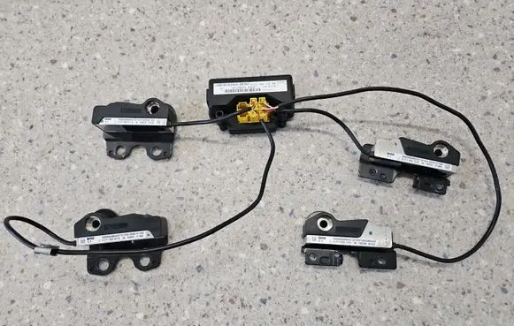 Mercedes-Benz GL X164 Seat control module A0118207310 A0118207410 A0118206210