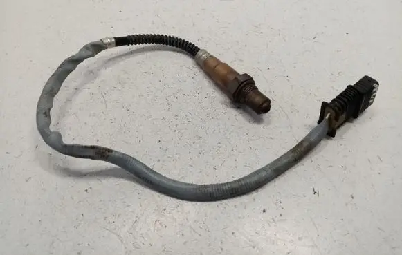 BMW 5 F10 F11 Lambda probe sensor 7589122 11787589122 0258010418