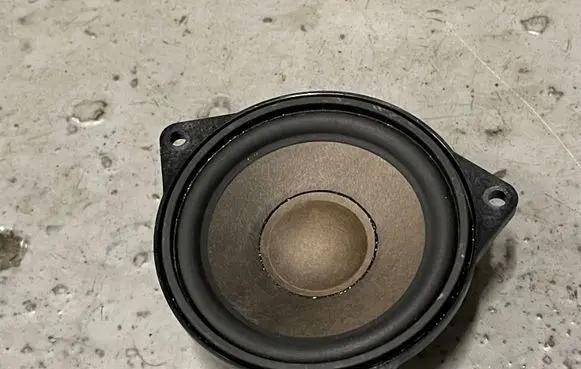 BMW 5 F10 F11 Panel speaker 9169689 05310B0221