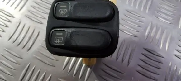 Mazda Xedos 6 Windscreen/window heater switch