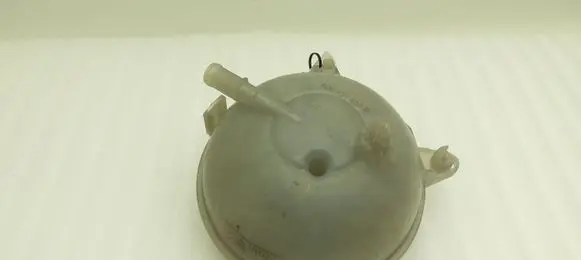 Volkswagen Golf VII Coolant expansion tank/reservoir 5Q0121407S