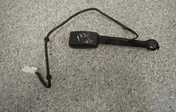 Hyundai ix20 Rear seatbelt