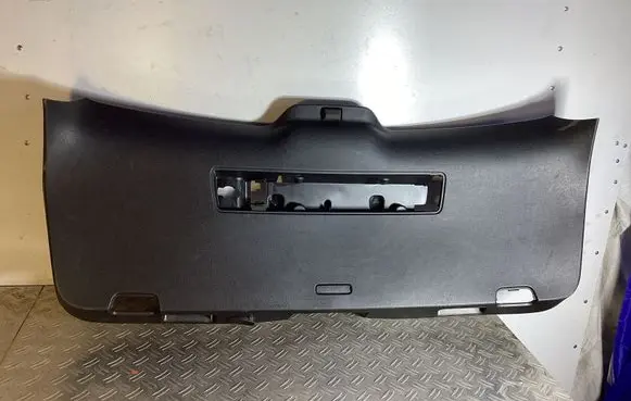 Porsche Macan (95B) Tailgate trim 95B867979