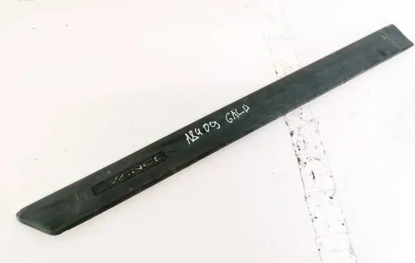 Mitsubishi Carisma Rear door trim (molding) MR913208