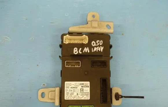 Infiniti Q50 Other control units/modules 284b14gn5d