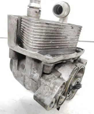 Engine oil radiator