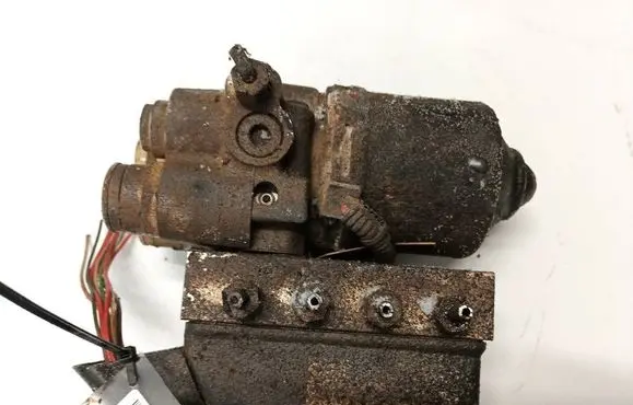 Chrysler Voyager ABS Pump 10045708093