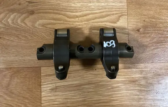 Volkswagen PASSAT B6 Camshaft 038443H 0996UKM