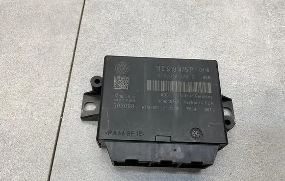 Volkswagen Tiguan Parking PDC control unit/module 1T0919475P