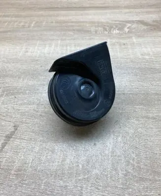 Volkswagen PASSAT B6 Horn signal 3C0951223E A046522 AM80S