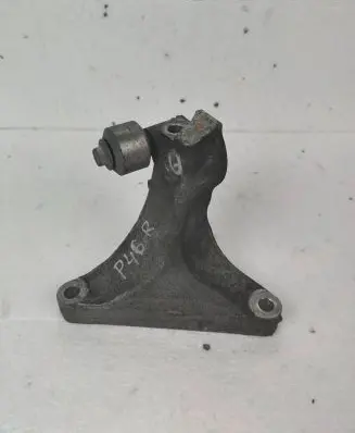 Subaru Legacy Engine mounting bracket 1812072219