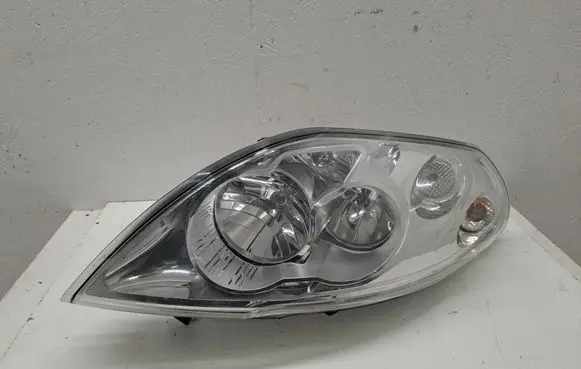 Opel Movano B Headlight/headlamp
