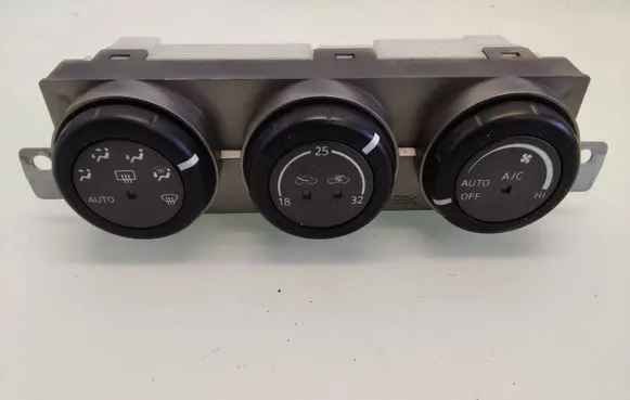 Nissan X-Trail T30 Climate control unit 27500EQ410 4G22 A0200018A04002