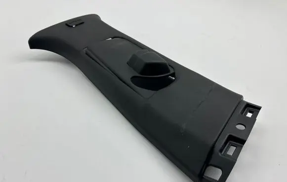 Jeep Grand Cherokee WL (B) pillar trim (top) 6SM72TRMAC MT2611AD 66592
