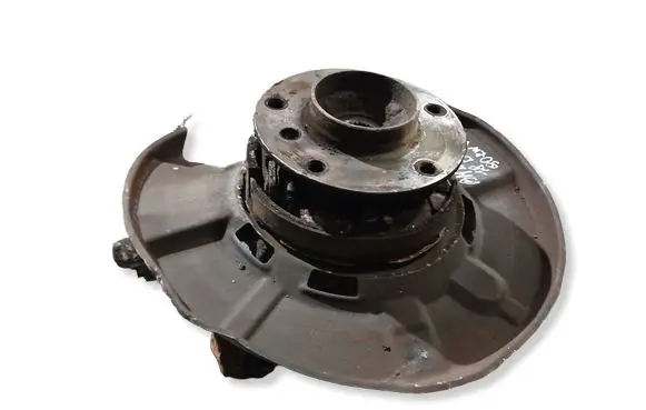 BMW 1 E81 E87 Rear wheel hub spindle/knuckle 