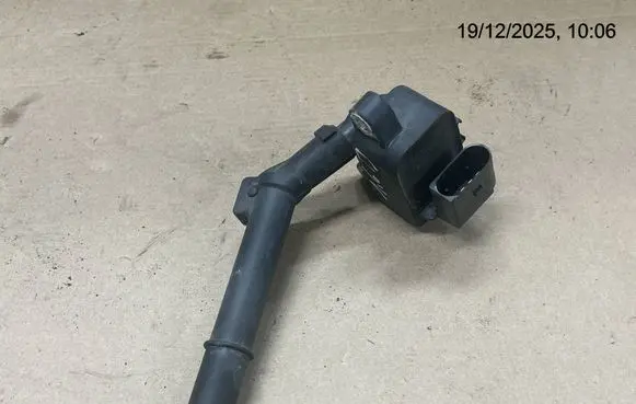 Mercedes-Benz B W246 W242 High voltage ignition coil 0221604036