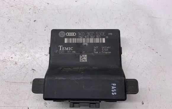 Volkswagen Golf V Gateway control module 1K0907530E 1K0907951