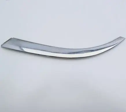 Ford Focus Front bumper splitter molding 98AB17D749DF