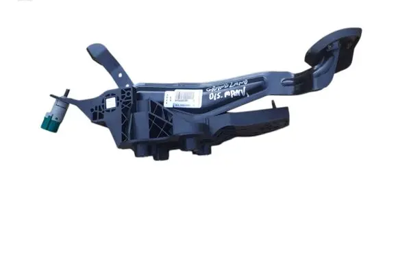 Opel Grandland X Brake pedal 9807994480