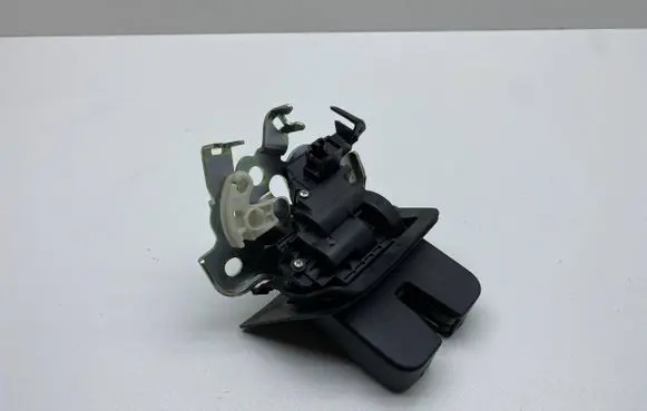 Audi Q3 8U Tailgate/trunk/boot lock/catch/latch 8R0827505